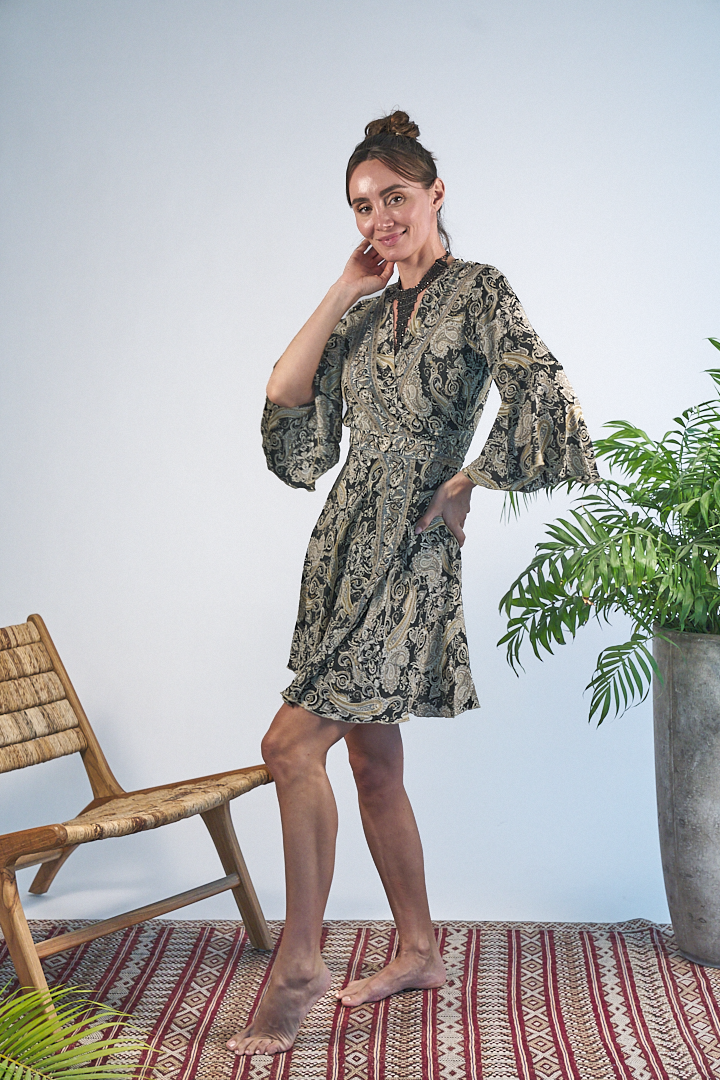 Maxi Kimono Short Black Diamond